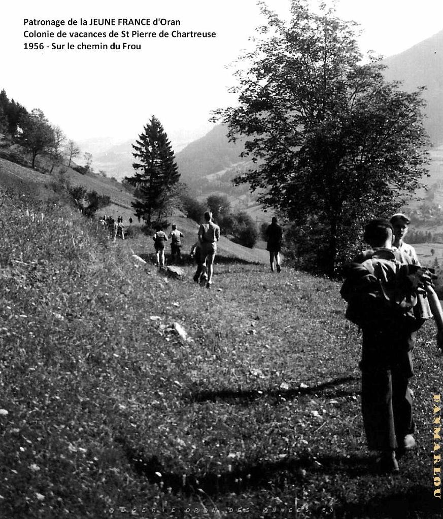 COLO JEUNE FRANCE 1956 sur le chemin du Frou.jpg
